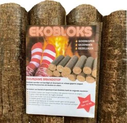 Ekobloks Hardhout Briketten 10 KG - Openhaard- Allesbrander- Kachel- Haardblokken - Hoog Rendement - Extra Lange Brandduur - Duurzaam - CO2 Neutraal - Meer Warmte - Gezondere Lucht - Minder Afval - Goedkope Brandstof - Mooie Vlammen - Puur Natuur -Keukenbenodigdheden Winkel 1200x1172