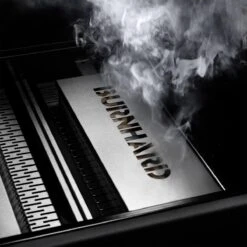 Burnhard Gas BBQ FRED JR. Deluxe - 2 Branders - Incl. Keramische Infraroodbrander & Afdekhoes - Deluxe -Keukenbenodigdheden Winkel 1200x1200 1075