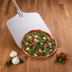 Blumtal Professionele Pizzaschep - 30,5 X 30,5 Cm - Houten Grip 85 Cm -Keukenbenodigdheden Winkel 1200x1200 224