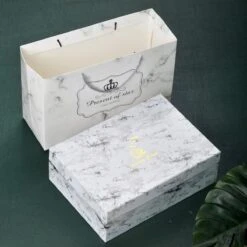 Merkloos Set Van 2 Mokken - Mok Set - Couple Mok - Koffiemok - Koffiebeker - Beker - Mokken En Bekers - Beker Met Lepel En Deksel - 400 Ml - Keramiek - Mr./Mrs. - Blauw/roze -Keukenbenodigdheden Winkel 1200x1200 626