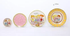 Blond Amsterdam Even Bijkletsen Diep Bord Ø23 Cm - Stip -Keukenbenodigdheden Winkel 1200x627 4