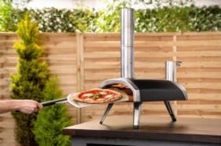 Ooni Fyra 12 Houtpellets Gestookte Pizzaoven -Keukenbenodigdheden Winkel 1200x798 9