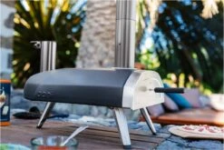 Ooni Fyra 12 Houtpellets Gestookte Pizzaoven -Keukenbenodigdheden Winkel 1200x800 136