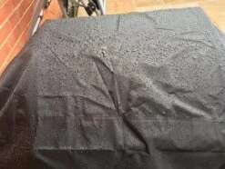 COVER UP HOC RED Label BBQ Hoes 145x61x117 Cm Waterdichte Barbecue Hoes / Afdekhoes Bbq / Met Trekkoord, Bbq Hoes, Bbq Hoes Waterdicht, Bbq Beschermhoes Zwart -Keukenbenodigdheden Winkel 1200x902 2