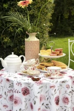 Clayre & Eef Kop En Schotel 200 Ml Roze Wit Porselein Rond Bloemen Servies Cadeau Voor Haar Cappuccino -Keukenbenodigdheden Winkel 801x1200 4